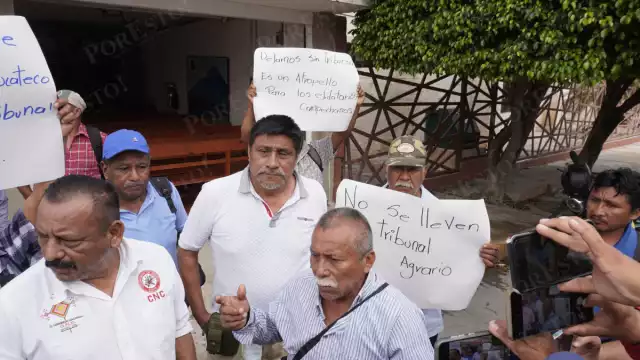 Ejidatarios enfrentan gastos de hasta 10 mil pesos por audiencias en Mérida