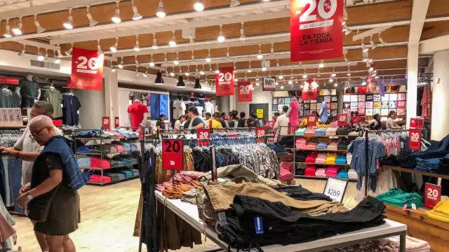 Aprovecharon para adquirir los regalos para Navidad y Año Nuevo, que es cuando suelen subir precios.