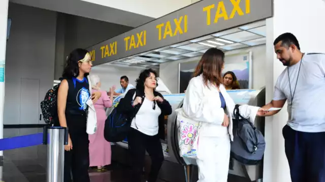 Fueron emitidas como parte de recomendaciones de seguridad para no caer en fraudes durante la temporada vacacional