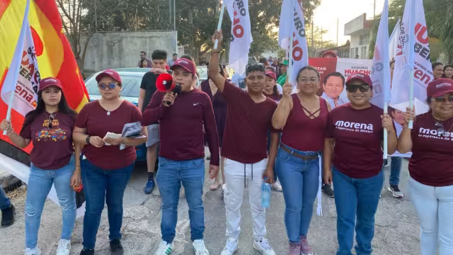 Con el lema "todos somos Huacho" el equipo de campaña del precandidato encabeza la caminata este miércoles
