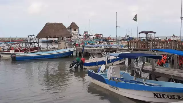 Los comisionistas auguran un repunte turístico para mediados de la próxima semana; han llegado a Chiquilá extranjeros que buscan cruzar a Holbox.