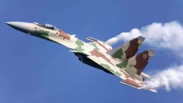 Irán  informó que concluyó el acuerdo para la entrega por parte de Rusia de cazas y helicópteros de combate