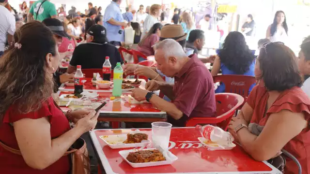 A muchos la venta se les acabó desde el mediodía