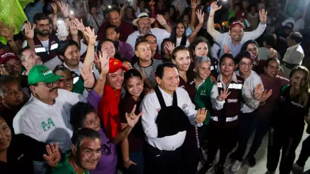 Joaquín Díaz Mena también ahondó en la Tarjeta Bienestar