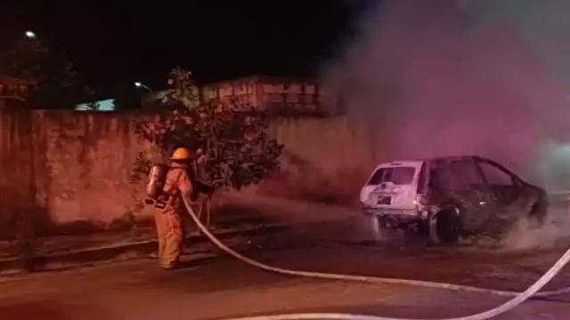 Los bomberos acudieron a las inmediaciones de las calles Chetumal con Cuba.