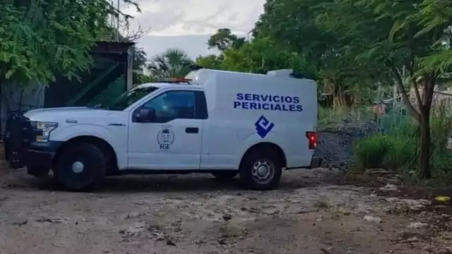 El cuerpo estaba a la entrada de la colonia Mártires Antorchistas, con golpes y heridas