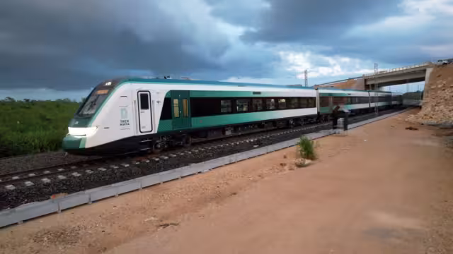 El Tramo 3  consta de 159 km de Calkiní a Izamal