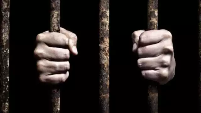 La agresión fue descubierta cuando la madre de la víctima llevó a su hija al médico