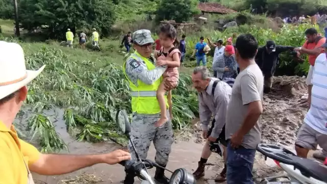 La Guardia Nacional mantiene el Plan de Asistencia a la Sociedad en Casos de Emergencia en Guerrero, Nayarit y Jalisco por el paso de la Tormenta Tropical Max y el Huracán Lidia
