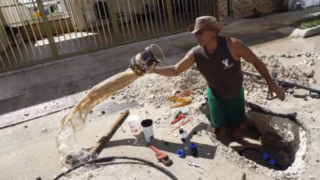 Carlos Castillo Sosa llamó a los 34 mil consumidores para que usen de manera racional y responsable el líquido durante este periodo vacacional de Semana Santa