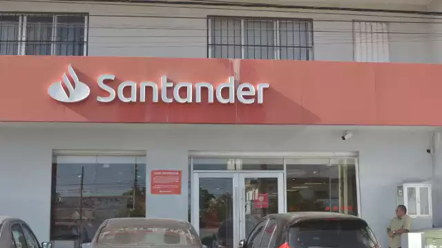 La Comisión Nacional Bancaria y de Valores lo anunció, para que la gente tome sus precauciones.