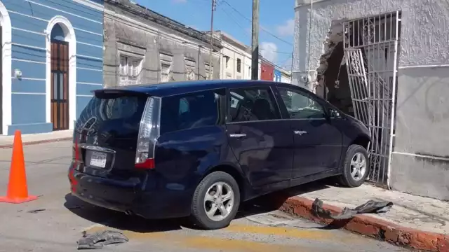 No registró más que daños de caracter material