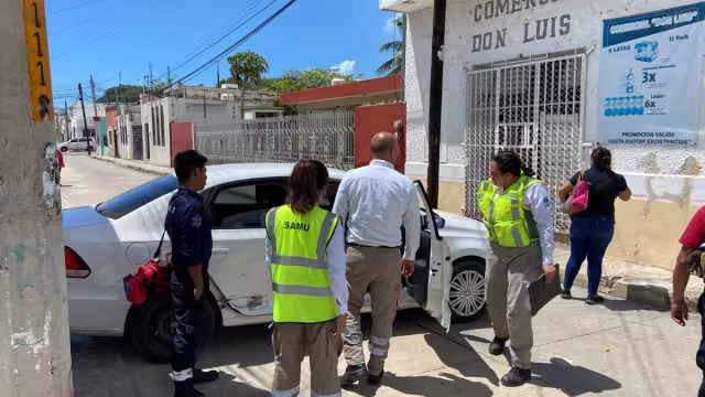 La mujer fue rescatada por paramédicos