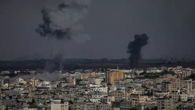 Los religiosos visitaban Israel cuando aviones de combate destruyeron la Torre Gaza