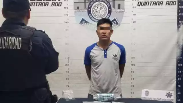 Alberto “N” tenía en su poder 11 envoltorios de droga.