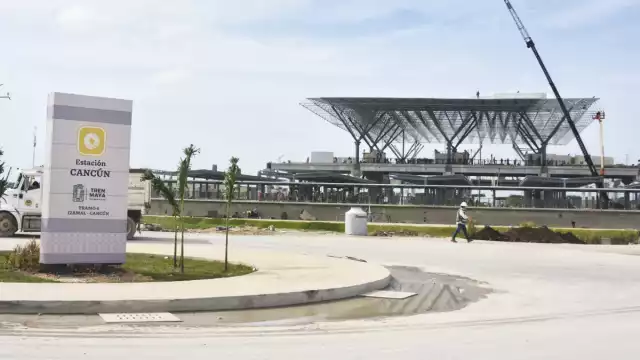 Intensos trabajos se observan en la Estación Cancún-Aeropuerto, previo al viaje presidencial inaugural