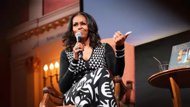 Michelle Obama se encuentra realizando la gira promocional de su nuevo libro "The Look"