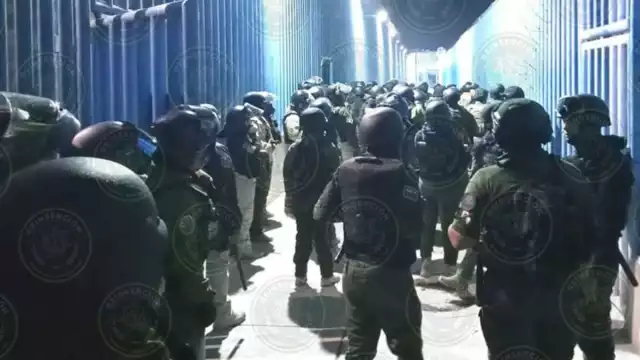 Dos policías y un reo muertos así como tres agentes y tres reclusos heridos fue el saldo del motín en el penal de La Pila, en San Luis Potosí