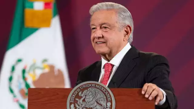 Andrés Manuel López Obrador encabeza este lunes 23 de octubre, la conferencia mañanera desde Palacio Nacional