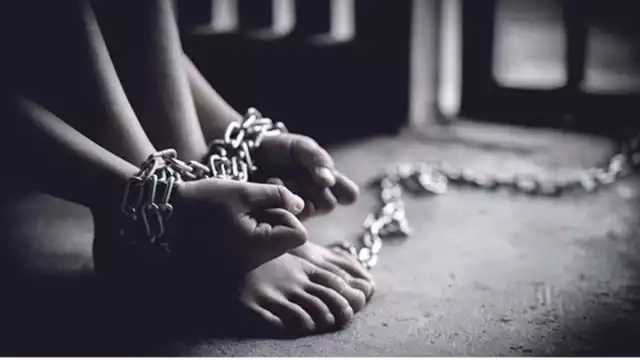 Las mujeres y los niños sufren de mayor violencia a manos de los tratantes