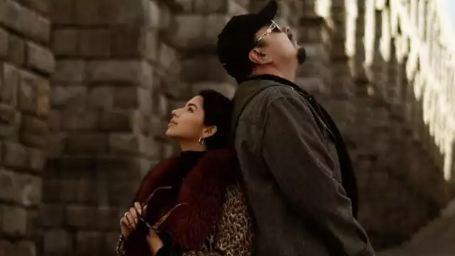 Pepe Aguilar reacciona a los comentarios que afirman que Ángela usa esponjas y hace playback