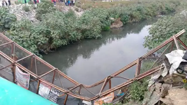 Vecinos denuncian que llevaban tiempo reportando el mal estado del puente