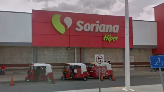 El Soriana Hiper de Xoclán fue cerrado para investigar si hay responsables del incendio