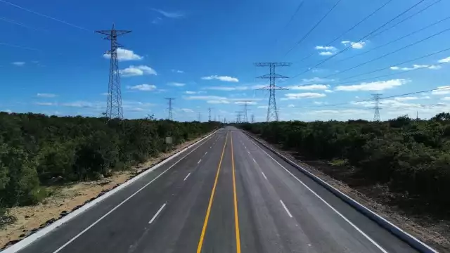 Así se ve la Avenida Chac Mool en Cancún