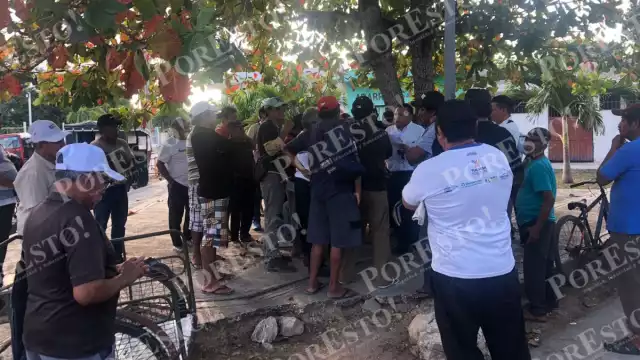 Los campesinos tuvieron un enfrentamiento con el representante de Bachoco