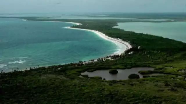 El empresario que la propuso, Alejandro Monforte Jaimes, está señalado por problemas legales en materia ejidal en Tulum, por un desarrollo en Nopalitos.