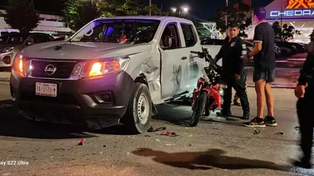 Testigos señalan que policías evitaron que el motociclista sea atendido, ya que aseguraban circulaba en estado de ebriedad