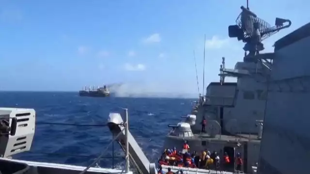 Fuerzas armadas de Estados Unidos derribaron 15 drones de los rebeldes hutíes durante un ataque a gran escala en el Mar Rojo