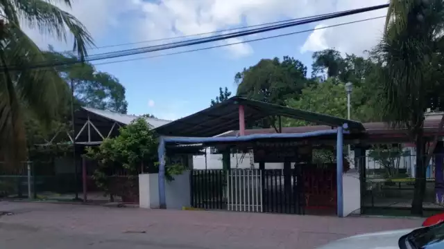 Vecinos de las colonias Luis Donaldo Colosio y Magisterial se encuentran hartos de la falta de alumbrado público