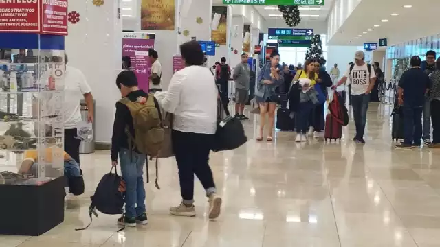 A pesar de las lluvias, el aeropuerto de Mérida opera con normalidad