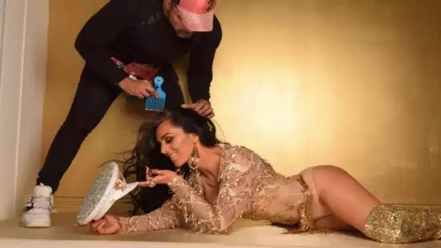 La actriz Ivonne Montero sorprendió a sus seguidores luego de que, a través de su cuenta de Instagram, les hizo una indecorosa propuesta, vestida con un atuendo transparente