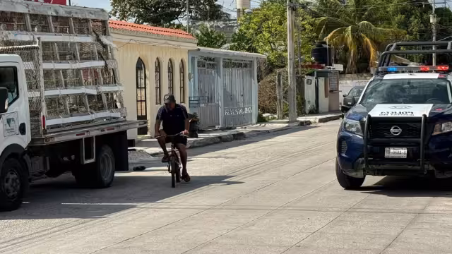 Al lugar llegaron elementos de la Policía de Cancún