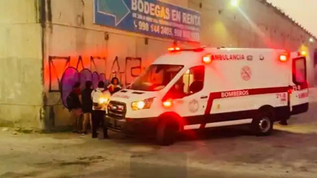 Minutos más tarde llegaron los paramédicos de la ambulancia