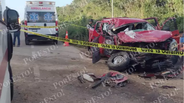 Al lugar hicieron acto de presencia de paramédicos de la Cruz Roja, quienes se encargaron de atender a las personas lesionadas