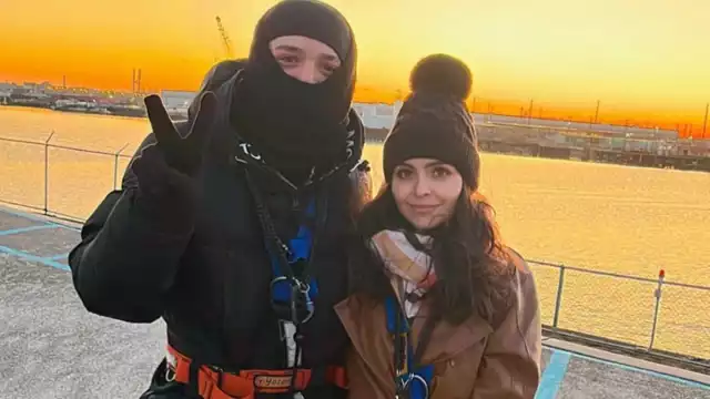 Peso Pluma y su manager. Foto: Especial