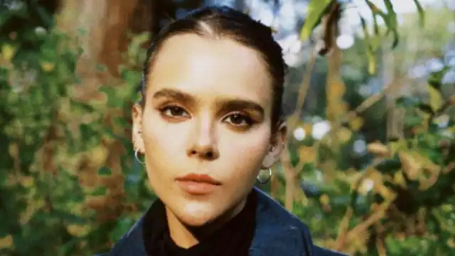 Yuya dejó que crear contenido y se convirtió en una empresaria que tiene su propia línea de maquillaje