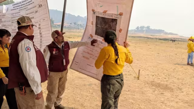 La Secretaría de Seguridad del Estado de México informó que el incendio en Avándaro fue completamente extinguido a las 21:00 horas del domingo