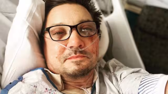 Las primeras imágenes del actor desde el hospital. Foto: especial