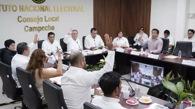 Durante la sesión del INE fueron nombrados tres nuevos consejeros