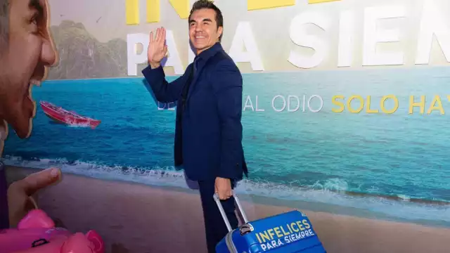 Adrián Uribe es conocido por su diversos proyectos en Televisa