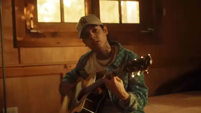 El sonorense está estrenando video en Youtube. Foto: Especial