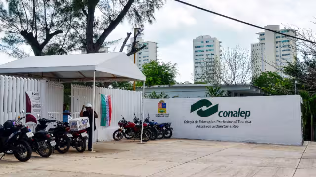 Preocupa a estudiantes y padres de familia que se lleve a cabo la suspensión de labores ya que está a punto de culminar el semestre escolar