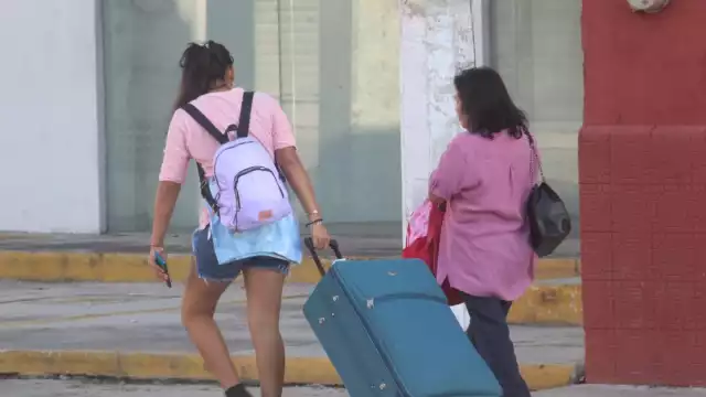 Los jóvenes que abandonan su lugar de origen lo hacen buscando una mejor economía y calidad de vida