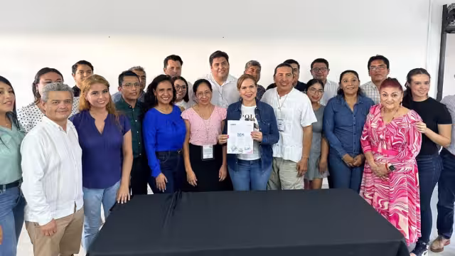 Lili Campos representa a Fuerza y Corazón por México