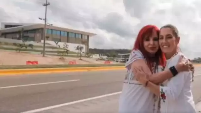 Claudia Sheinbaum estuvo acompañada de la Gobernadora de Campeche