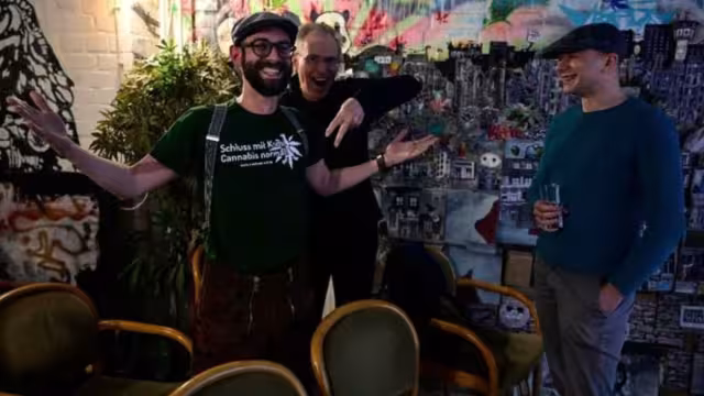 Alemania aprueba y legaliza uso de marihuana hasta 50 gramos por persona y tenencia de hasta 3 plantas